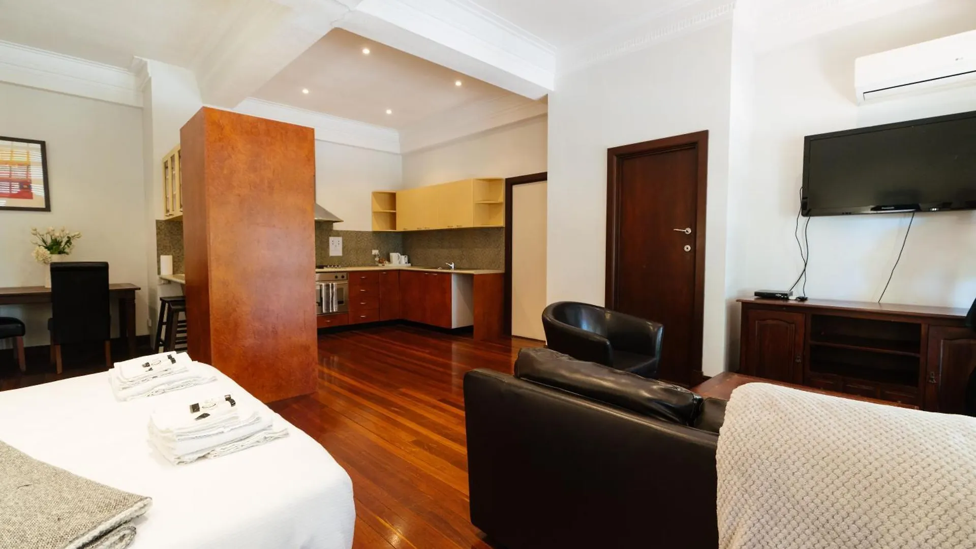 Civic Hotel Perth